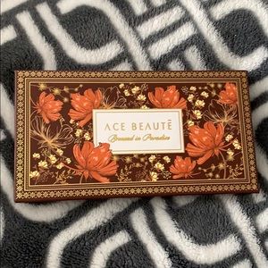 ACE BEAUTĒ BRONZER PALETTE